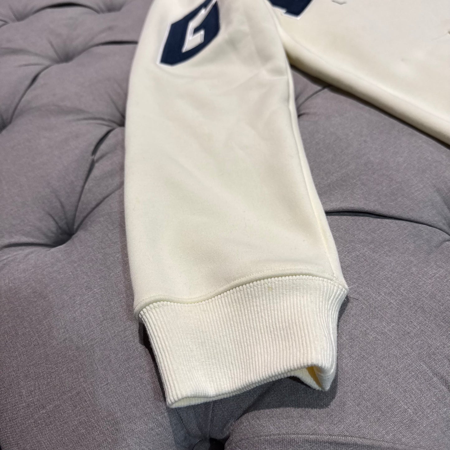 Geedup LA Team Logo Hoodie 'Cream Navy' (Second hand)