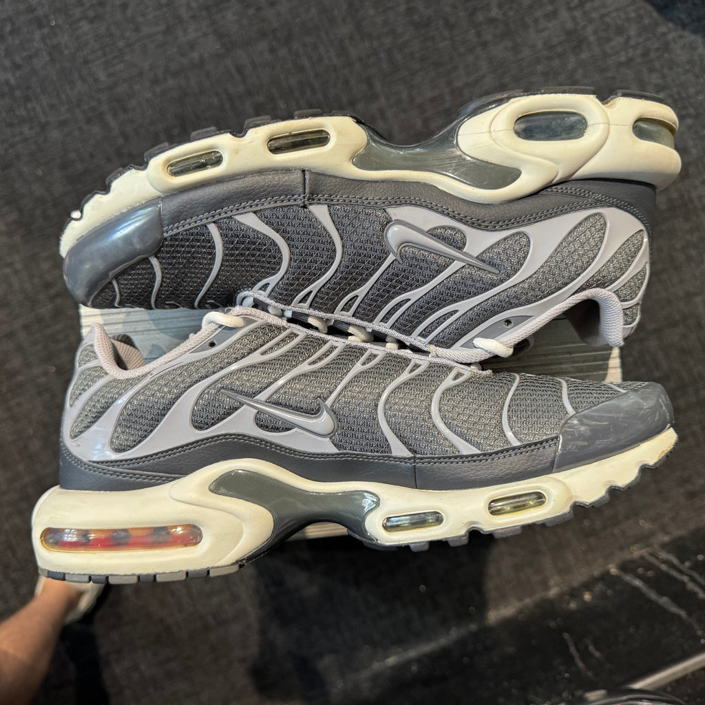 Nike Air Max Plus TN SE 'Iron Grey' (Second hand)