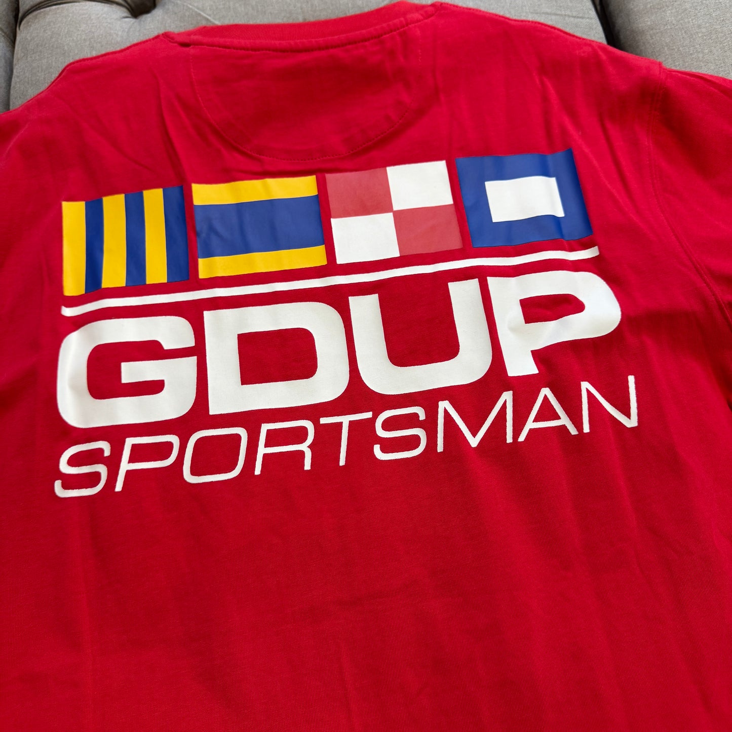 Geedup Sportsman Flag T-Shirt 'Red' (Second hand)