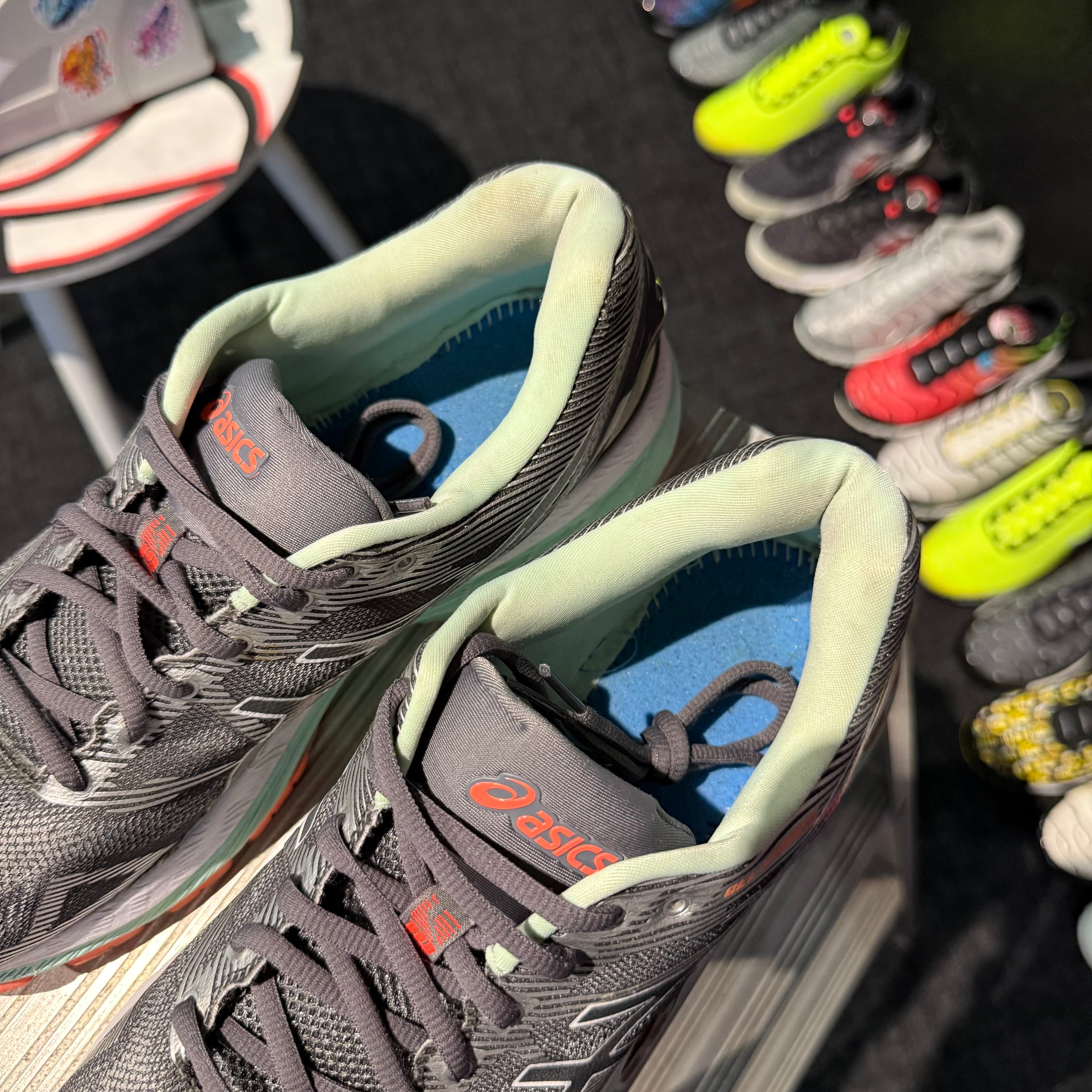 Asics Gel-Nimbus 19 'Carbon Coral Flyte Foam' (Second hand)