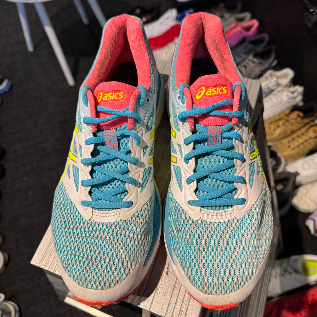 Asics Gel Quantum Cumulus 18 'Sky Blue Neon Peach' (Second hand)