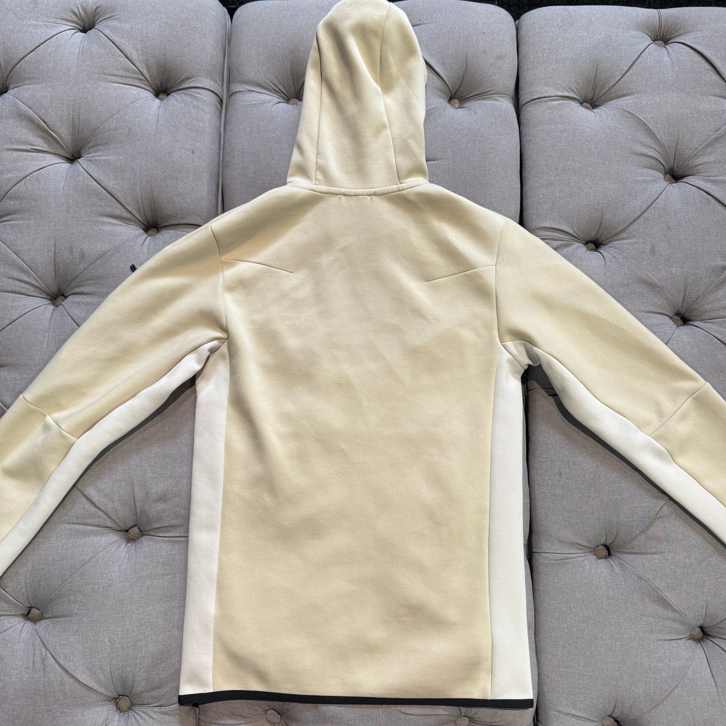 Nike Tech Fleece Jacket 'Cream Beige' (Second hand)