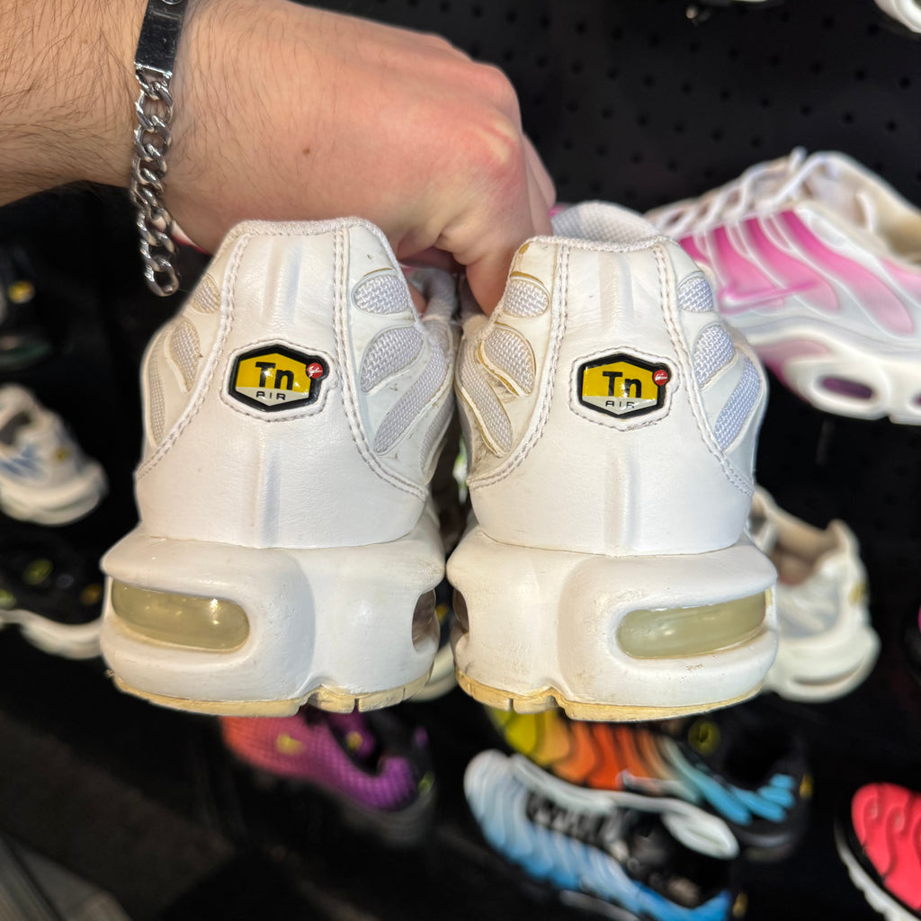Nike Air Max Plus TN 'Triple White Casper White Removeable Swoosh' (Second hand)