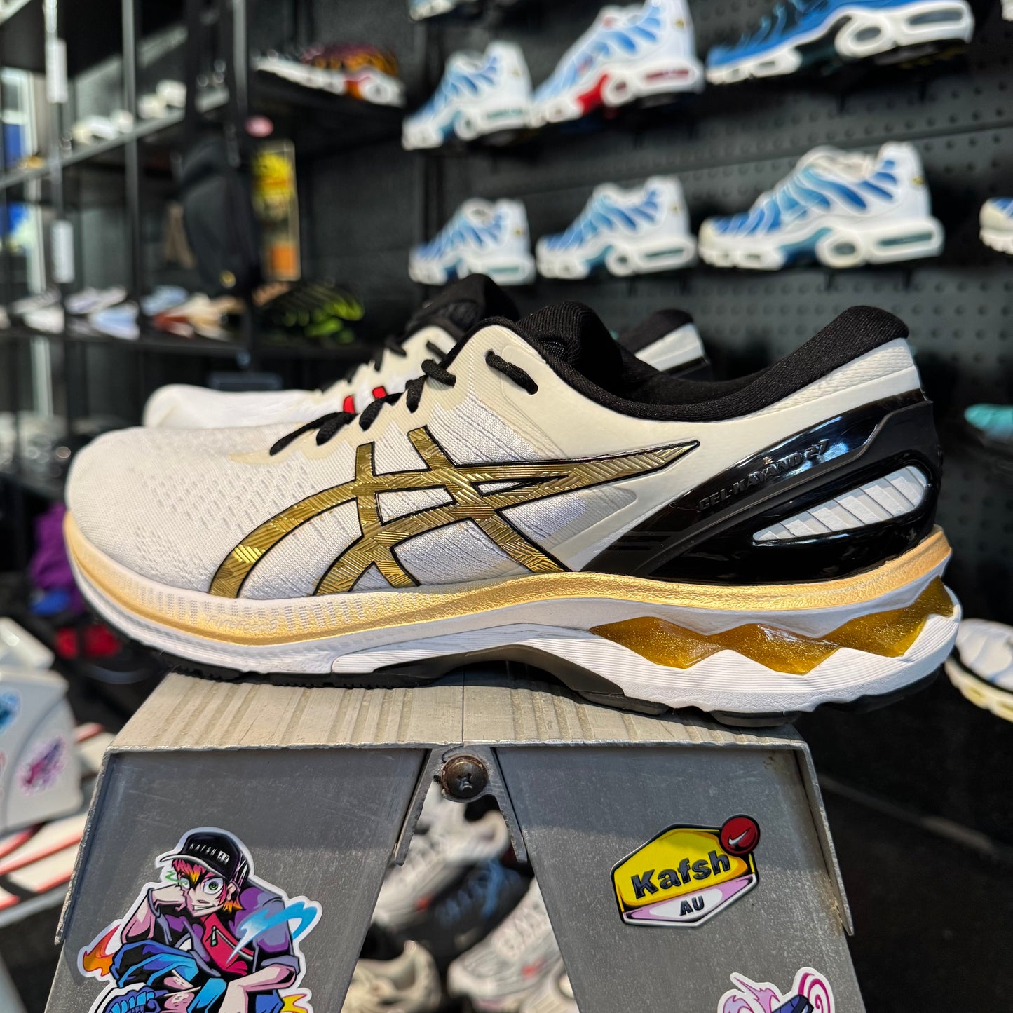 Asics Gel Kayano 27 'White Golden Red' (Second hand)