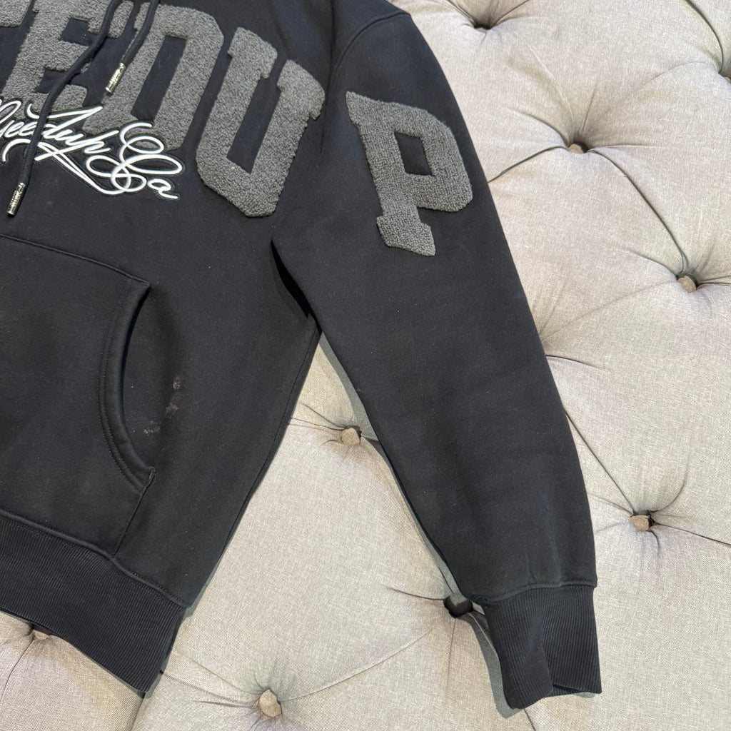 Geedup Team Logo Cursive Hoodie 'Black Grey' (Second hand)