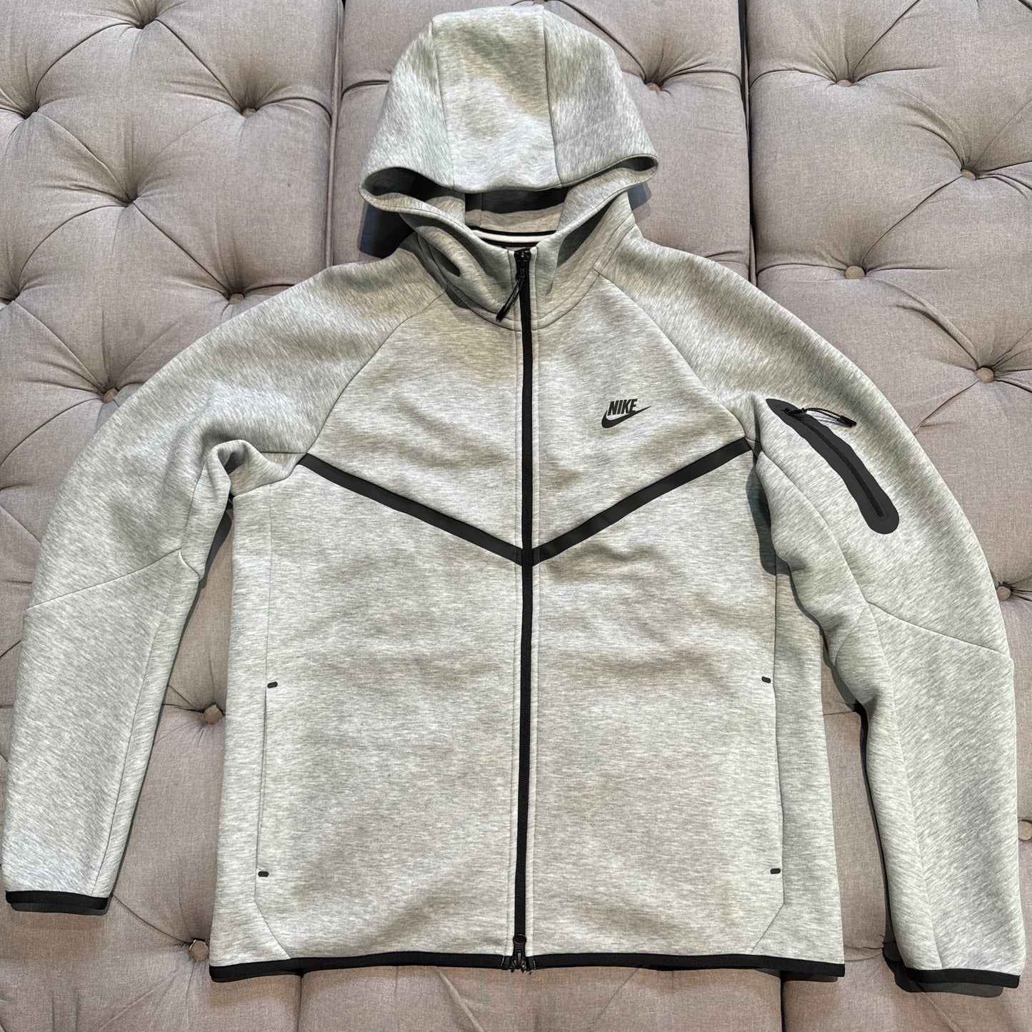 Nike Tech Fleece Jacket 'Grey' (Second hand)