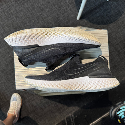 Nike React Phantom Run Flyknit V1 'Black White' (Second hand)