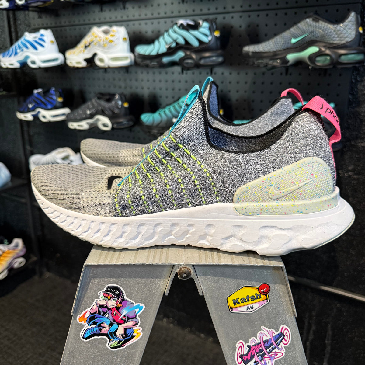 Nike React Phantom Run Flyknit 2 'Crater' (Second hand)