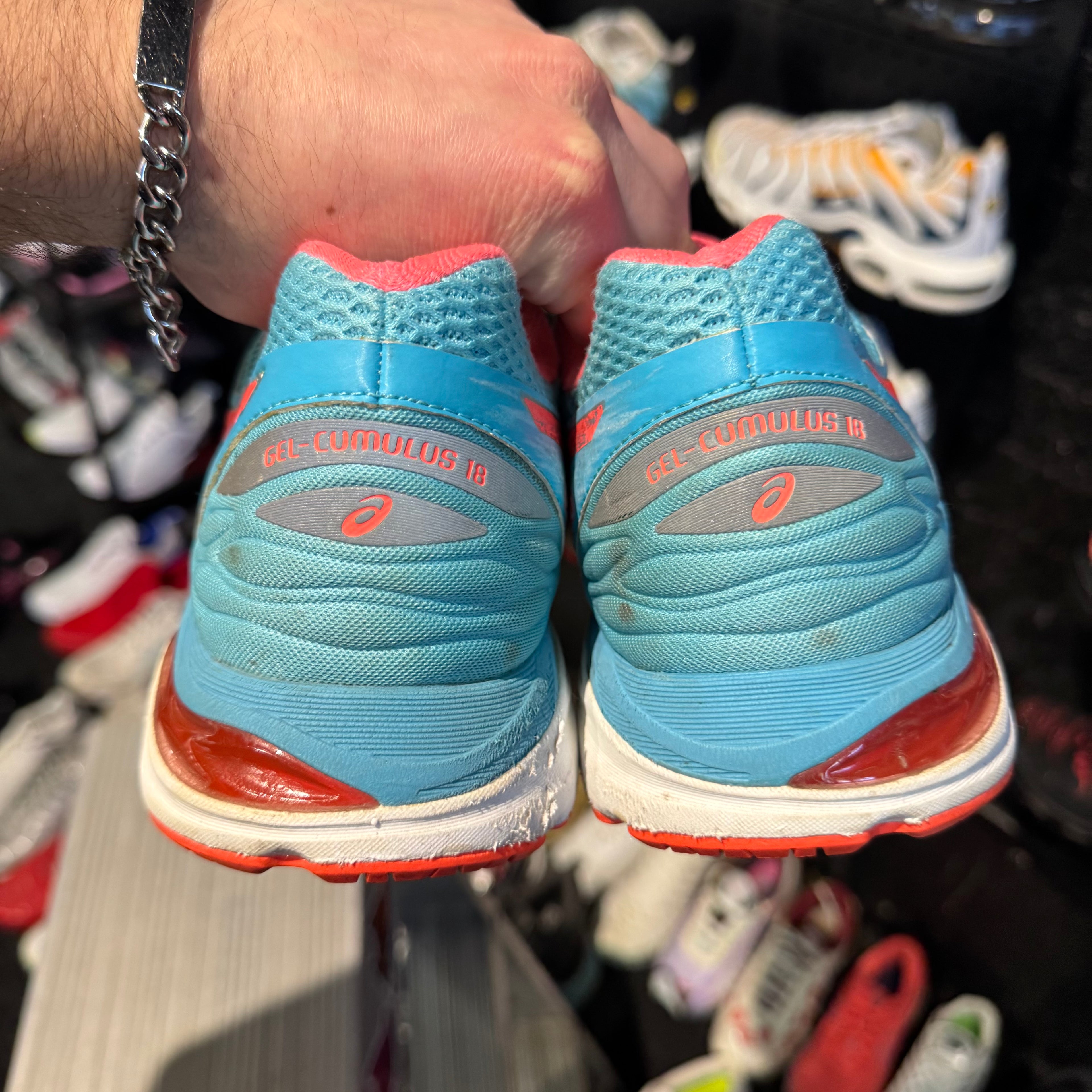 Asics Gel Quantum Cumulus 18 'Sky Blue Neon Peach' (Second hand)