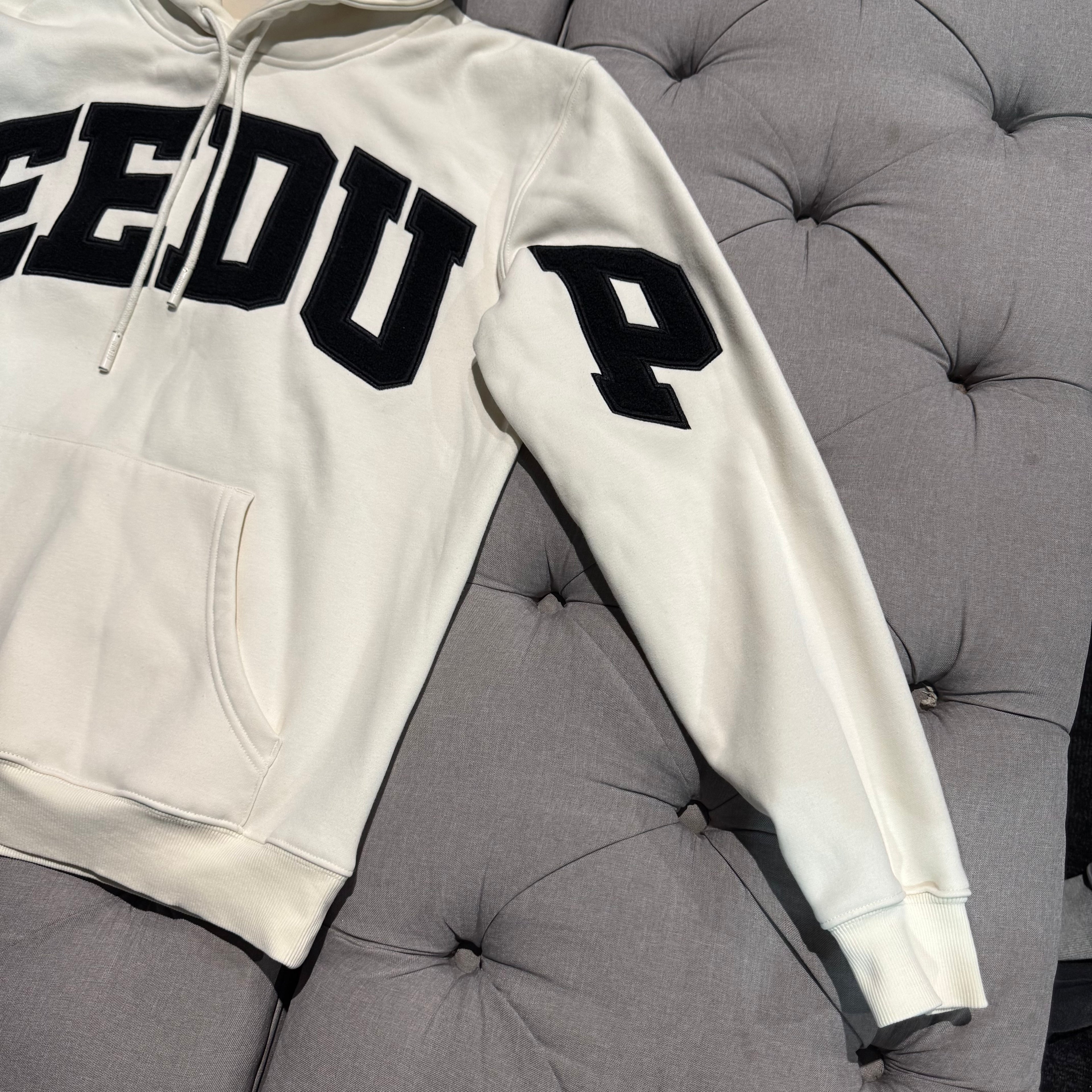 Geedup Team Logo Hoodie 'Buttercream Black' (Second hand)
