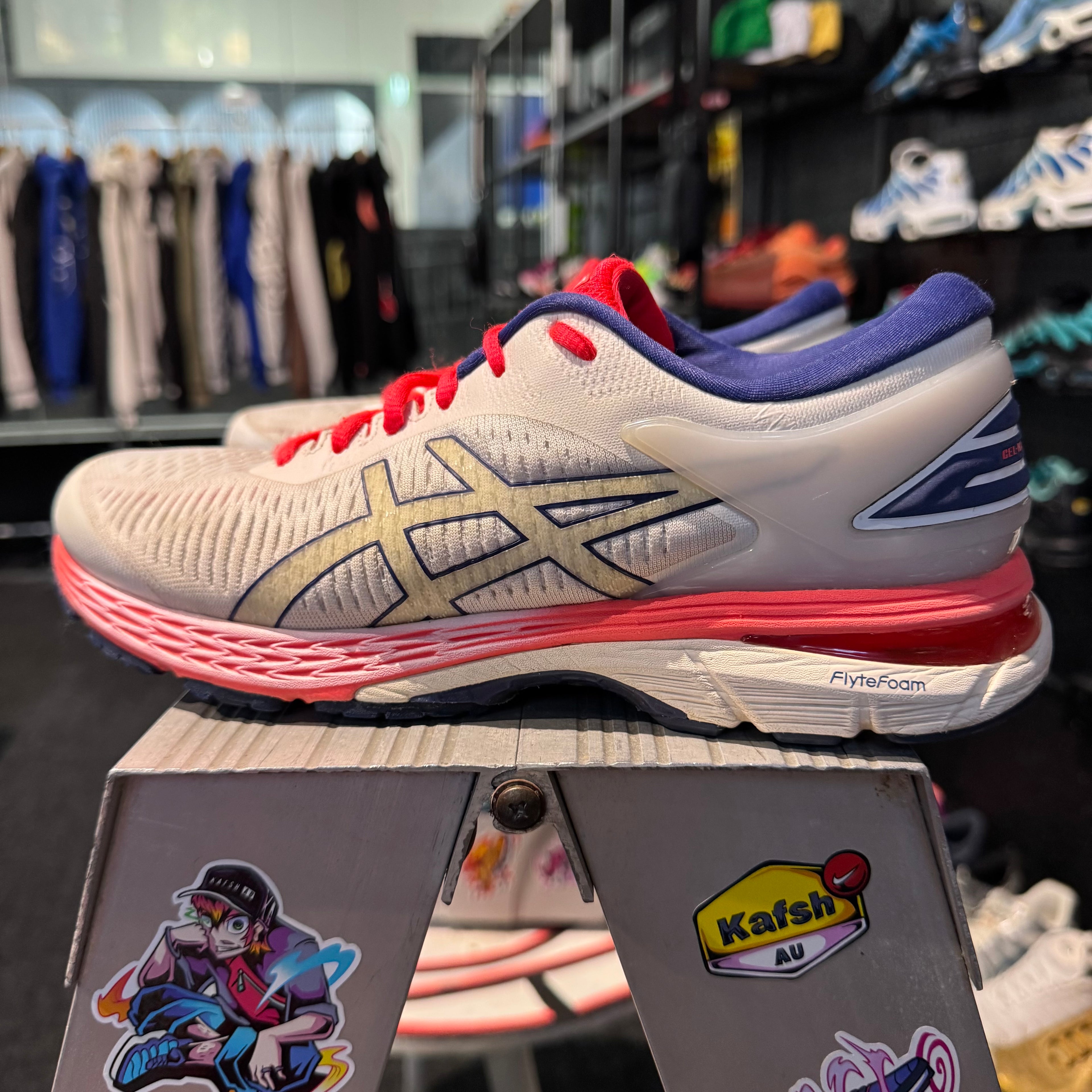 Asics Gel Kayano 25 'White Salmon Navy' (Second hand)