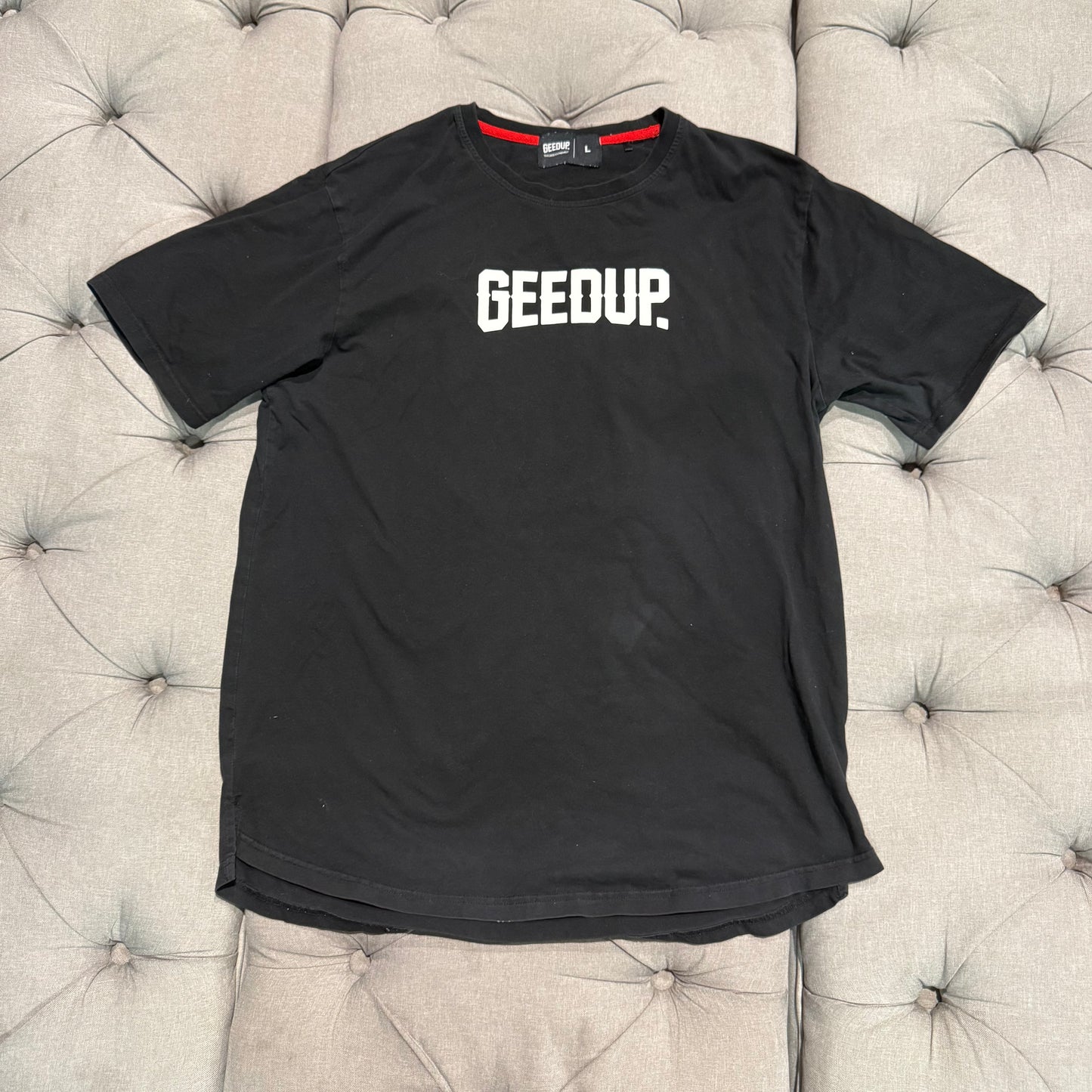 Geedup Always Neighbourhood T-shirt 'Black White' (Second hand)