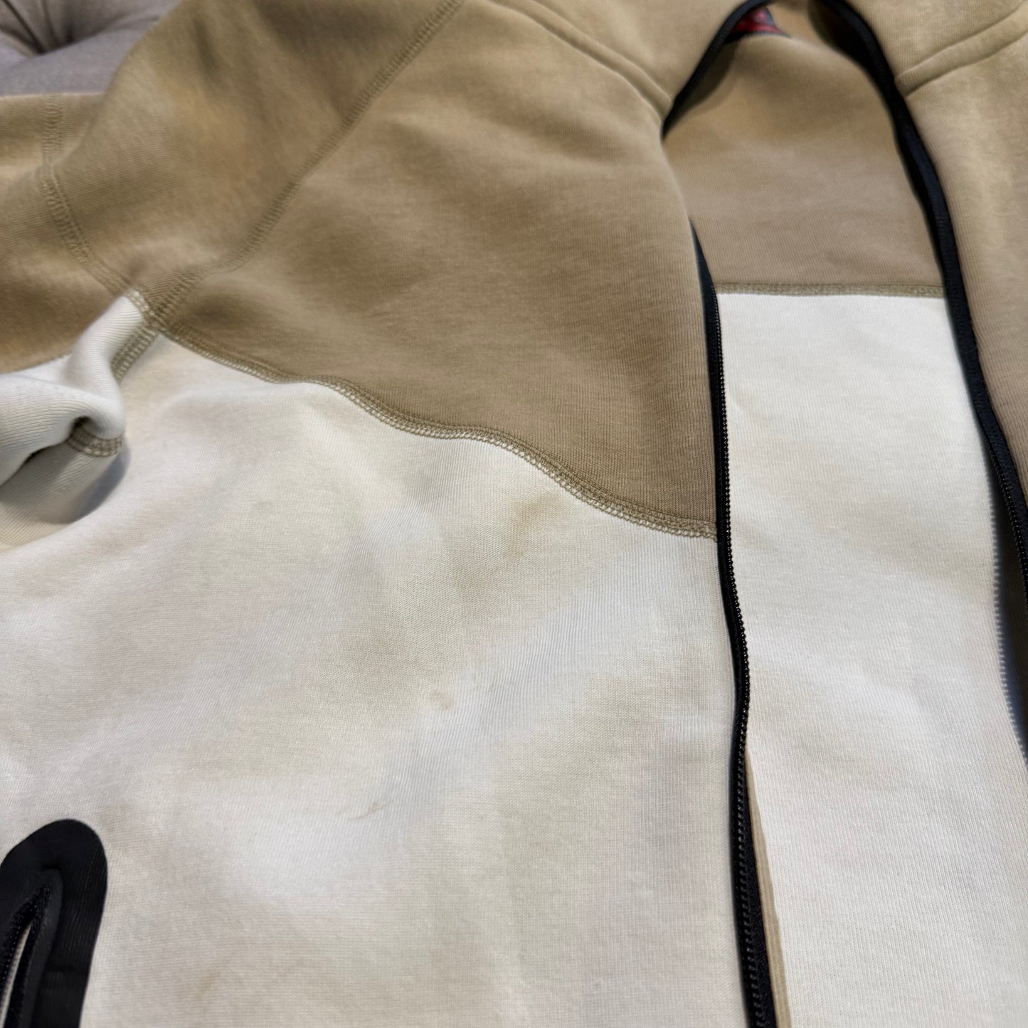 Nike Tech Fleece Jacket 'White Brown' (Second hand)