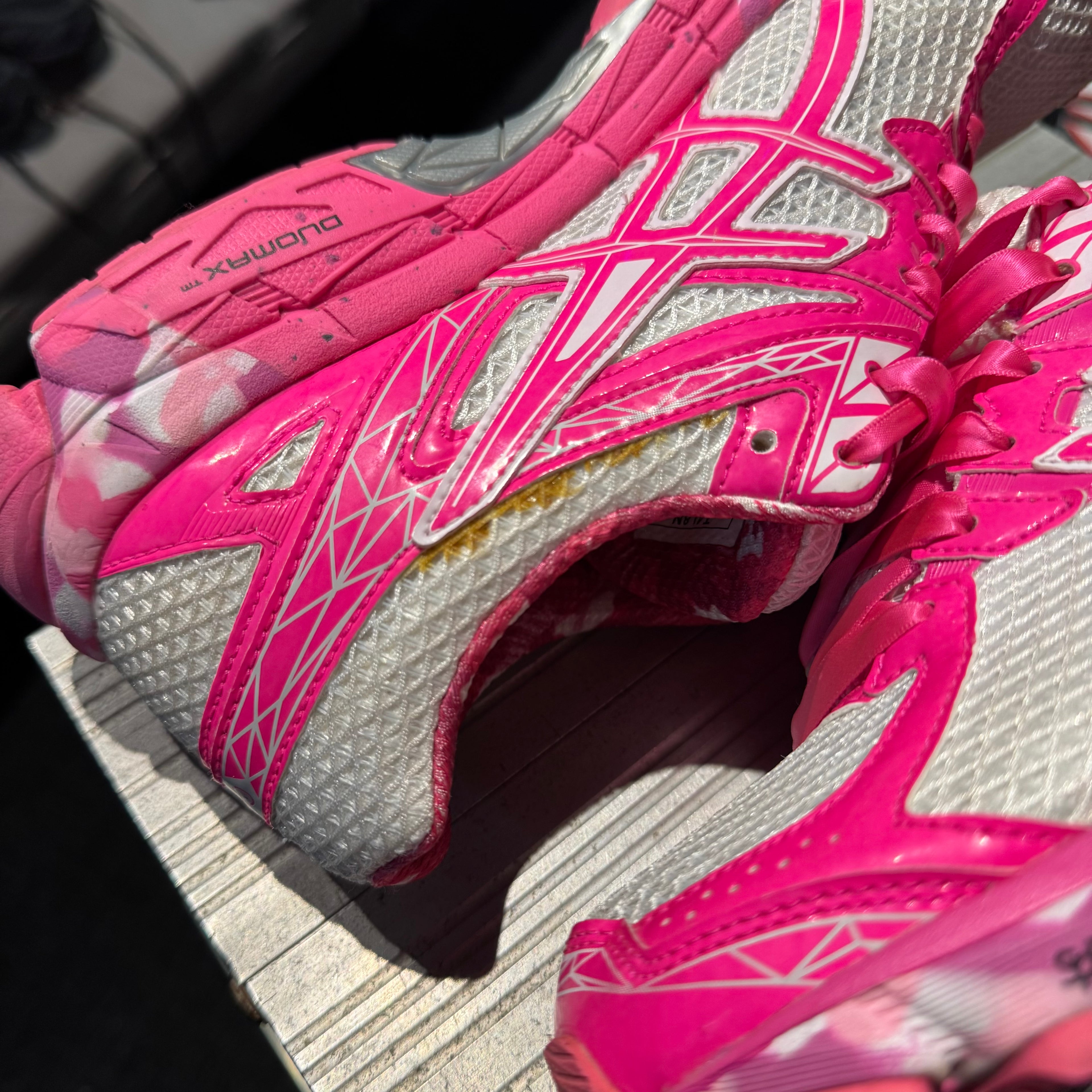 Asics GT-1000 'Breast Cancer' (Second hand)