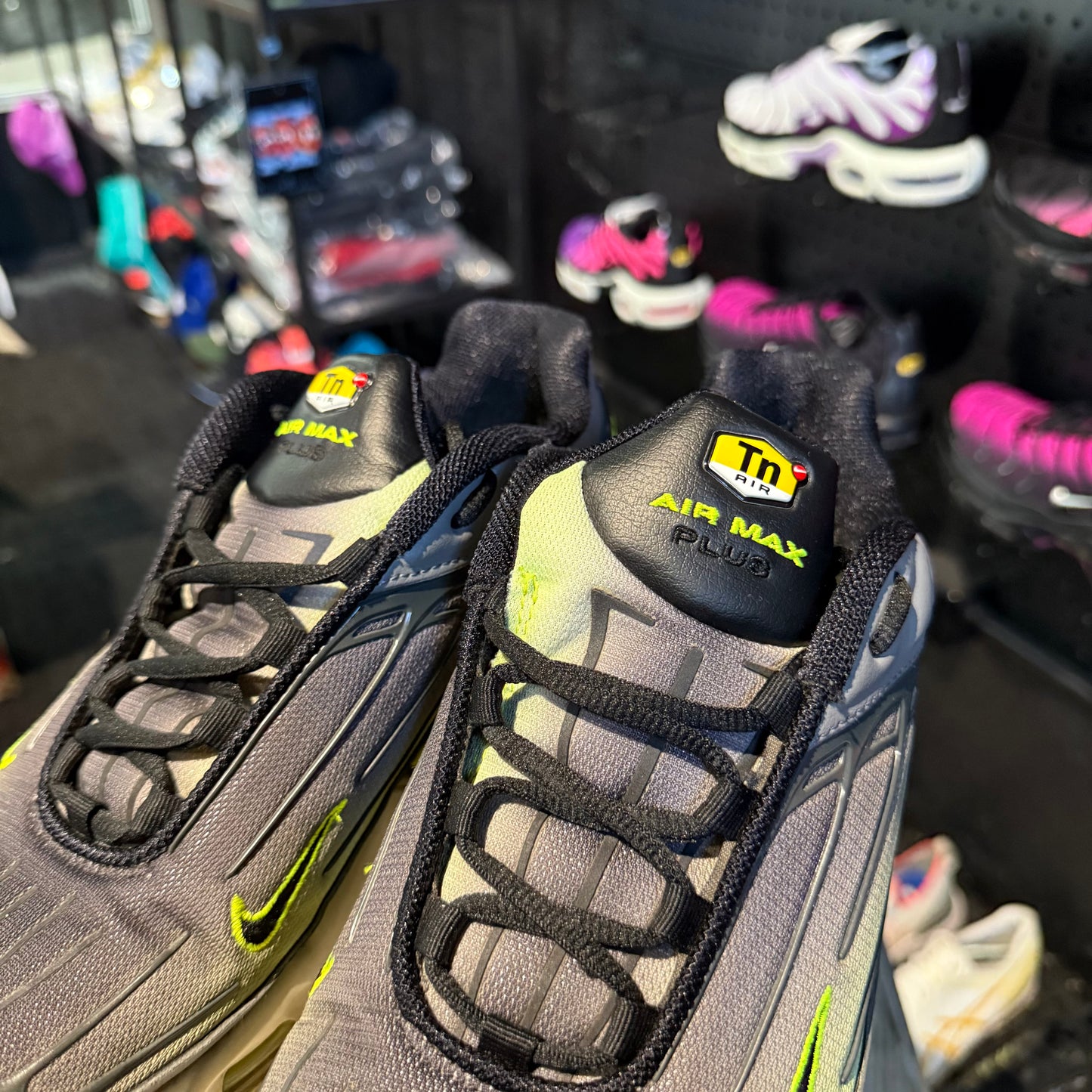 Nike Air Max Plus 'TN3' Smoke Grey Volt (Second hand)