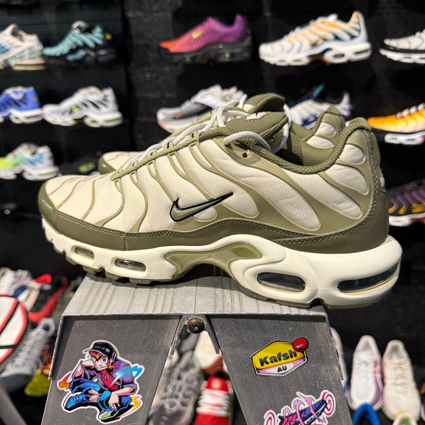 Nike Air Max Plus TN 'Light Bone Neutral Olive' (Second hand)