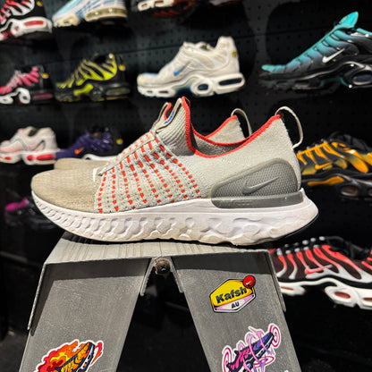 Nike React Phantom Run 2 'Pure Platinum Flash Crimson' (Second hand)