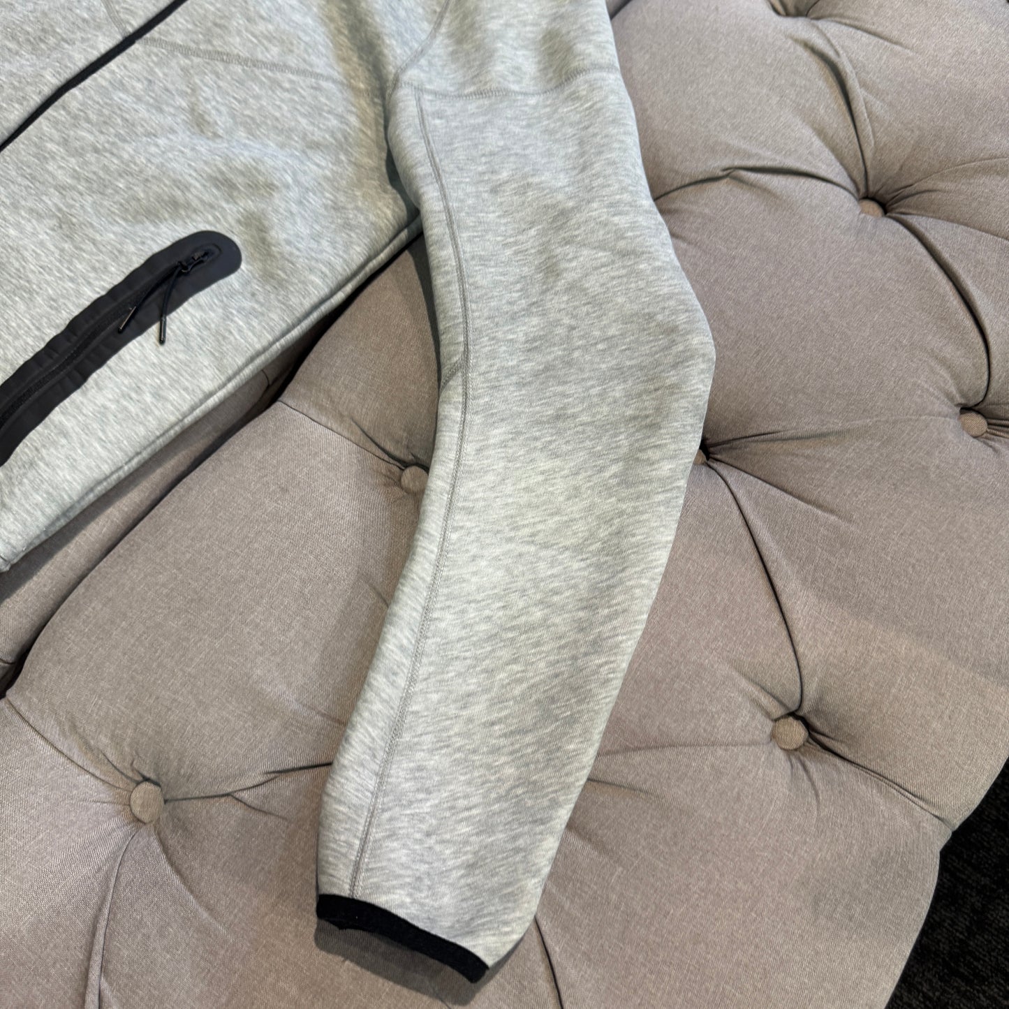 Nike Tech Fleece Jacket 'Grey' (Second hand)