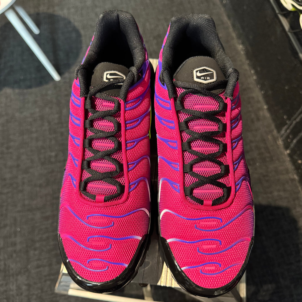 Nike Air Max Plus TN 'Fireberry' (Brand New)