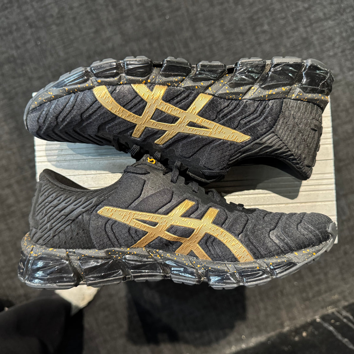 Asics Gel Quantum 360 5 'Black Pure Gold' (Second hand)