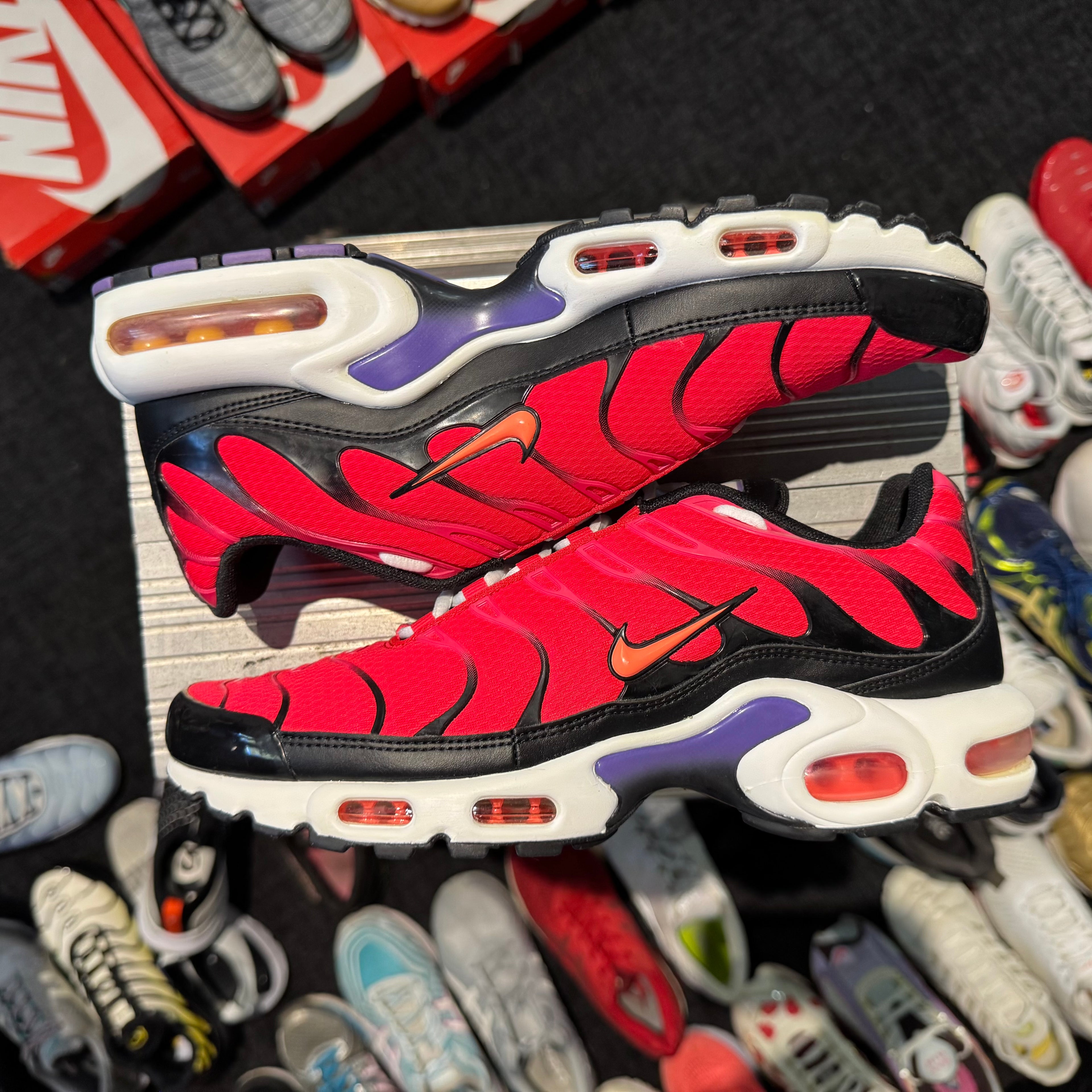 Nike Air Max Plus TN 'Siren Red' (Brand New)