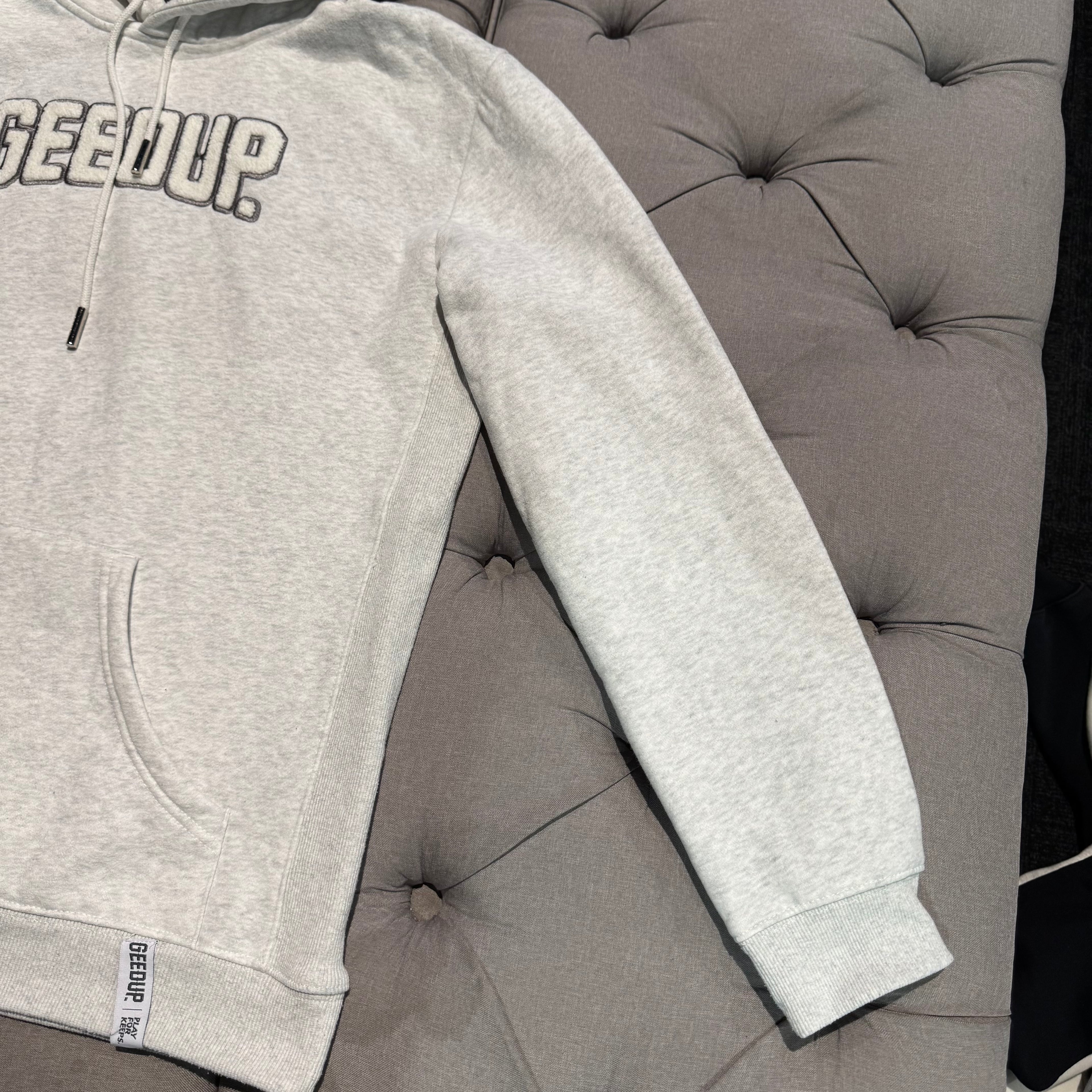 Geedup Play For Keeps Hoodie 'White Marle White' (Second hand)