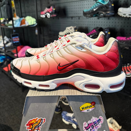 Nike Air Max Plus 'TN' White Black University Red (Second hand)