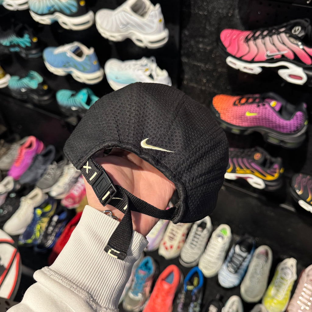Nike Air Mesh Tailwind Drifit Running Hat 'Black' (Second hand)