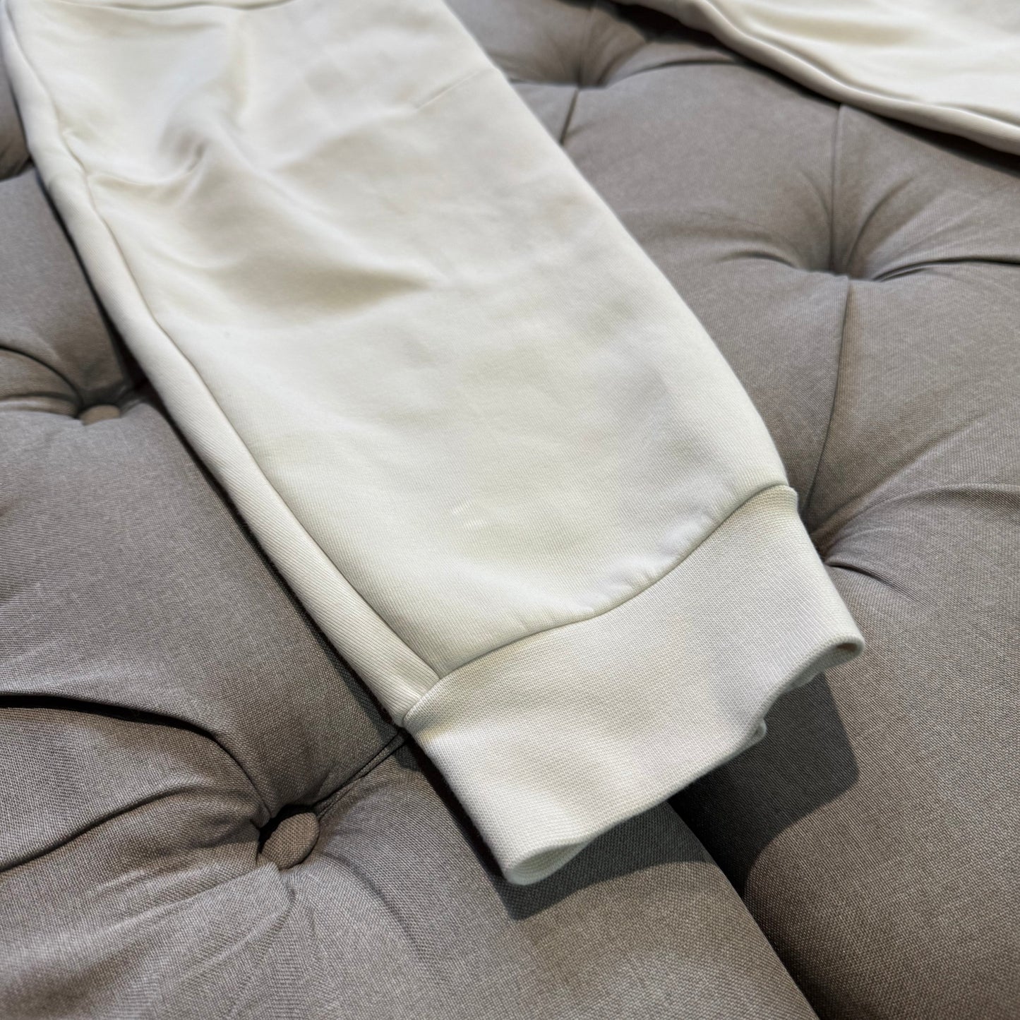 Nike Tech Fleece Pants 'White Cream' (Second hand)