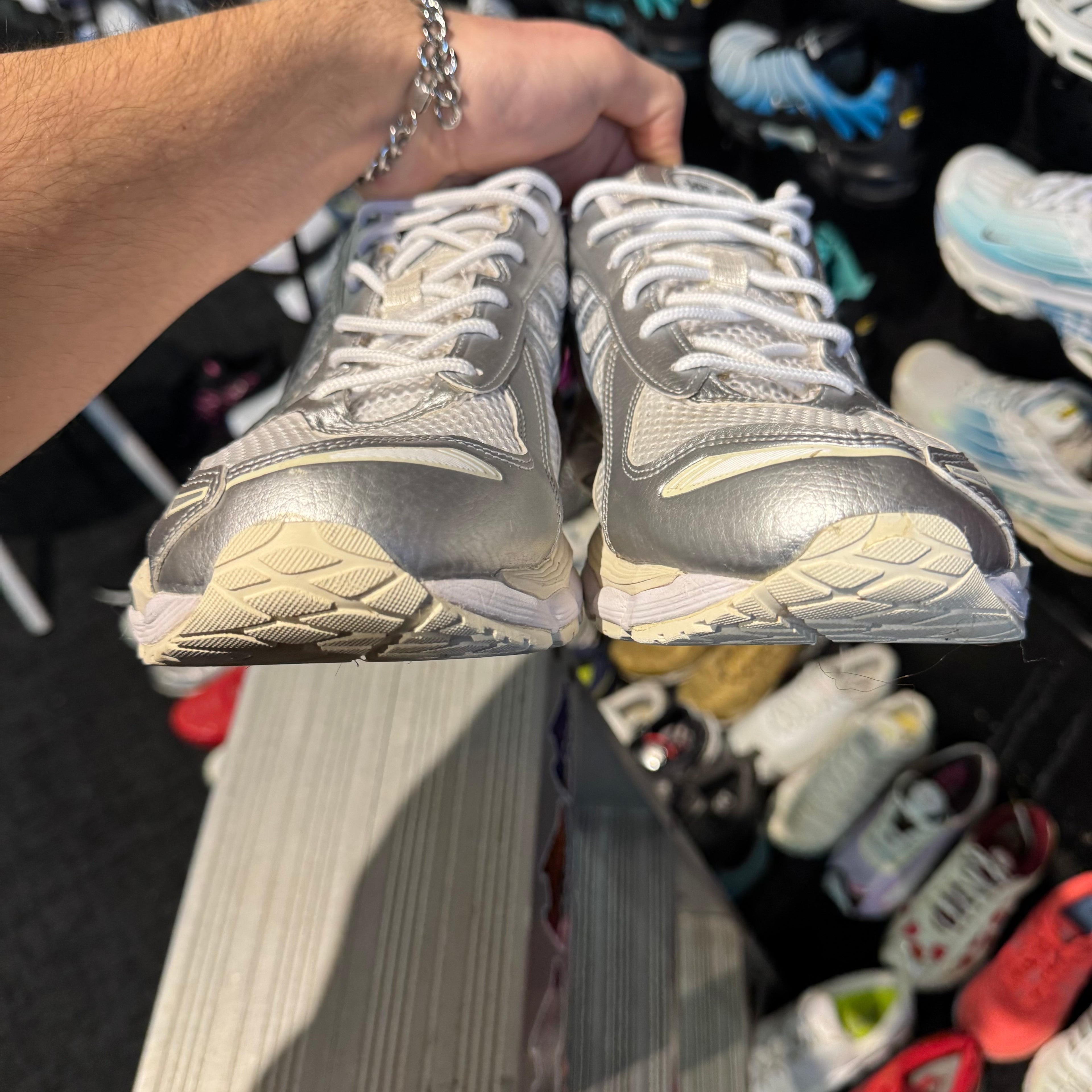 Asics Gel Kayano 12.1 'White Dolphin Grey' (Second hand)