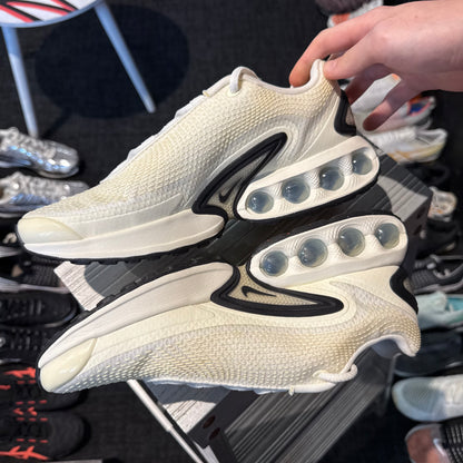 Nike Air Max DN 'Coconut' (Second hand)