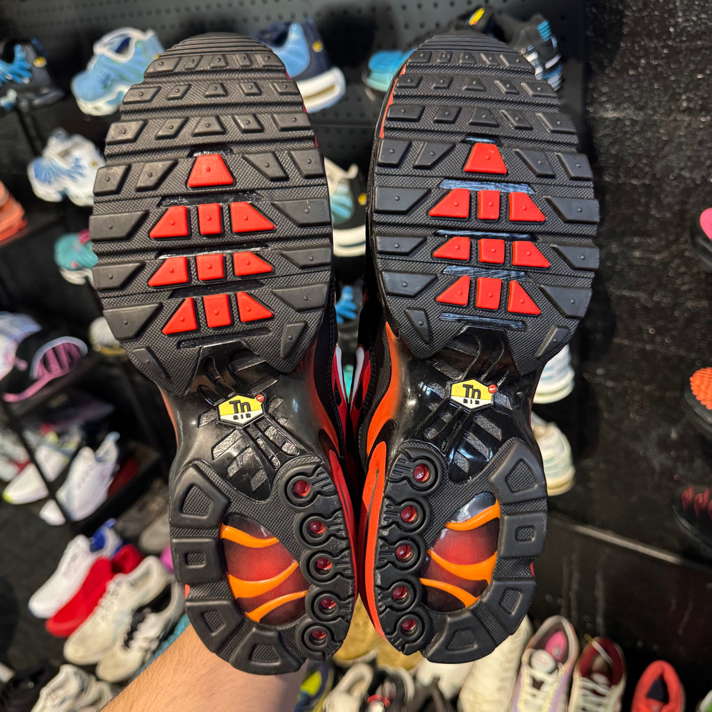 Nike Air Max Plus TN 'Black Chilie Red' (Brand New)