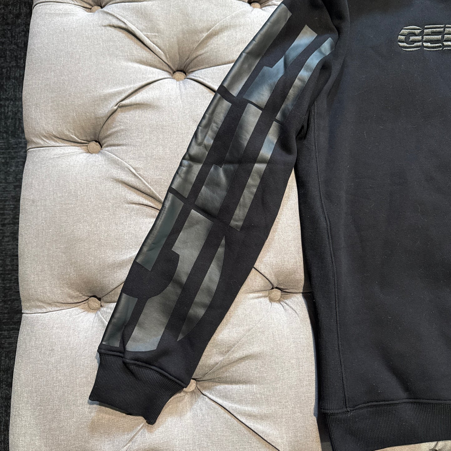 Geedup Sportsman Crewneck 'Blackout 2.0' (Second hand)