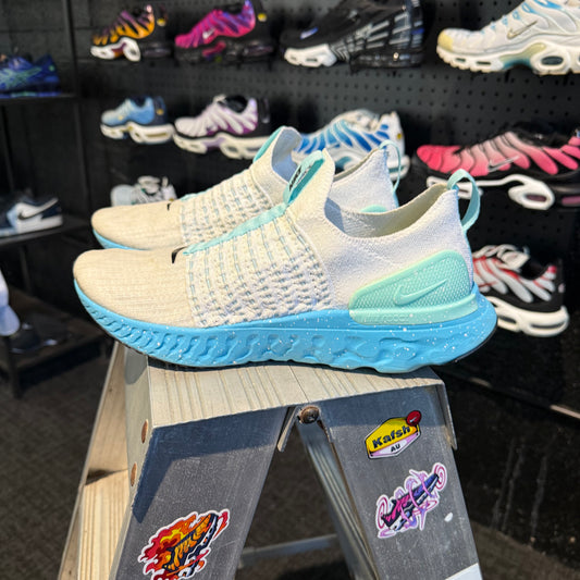 Nike React Phantom Run Flyknit 2 'Glacier Blue' (Second hand)
