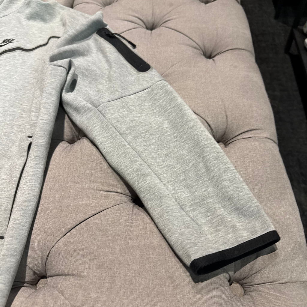 Nike Tech Fleece Jacket 'Grey' (Second hand)