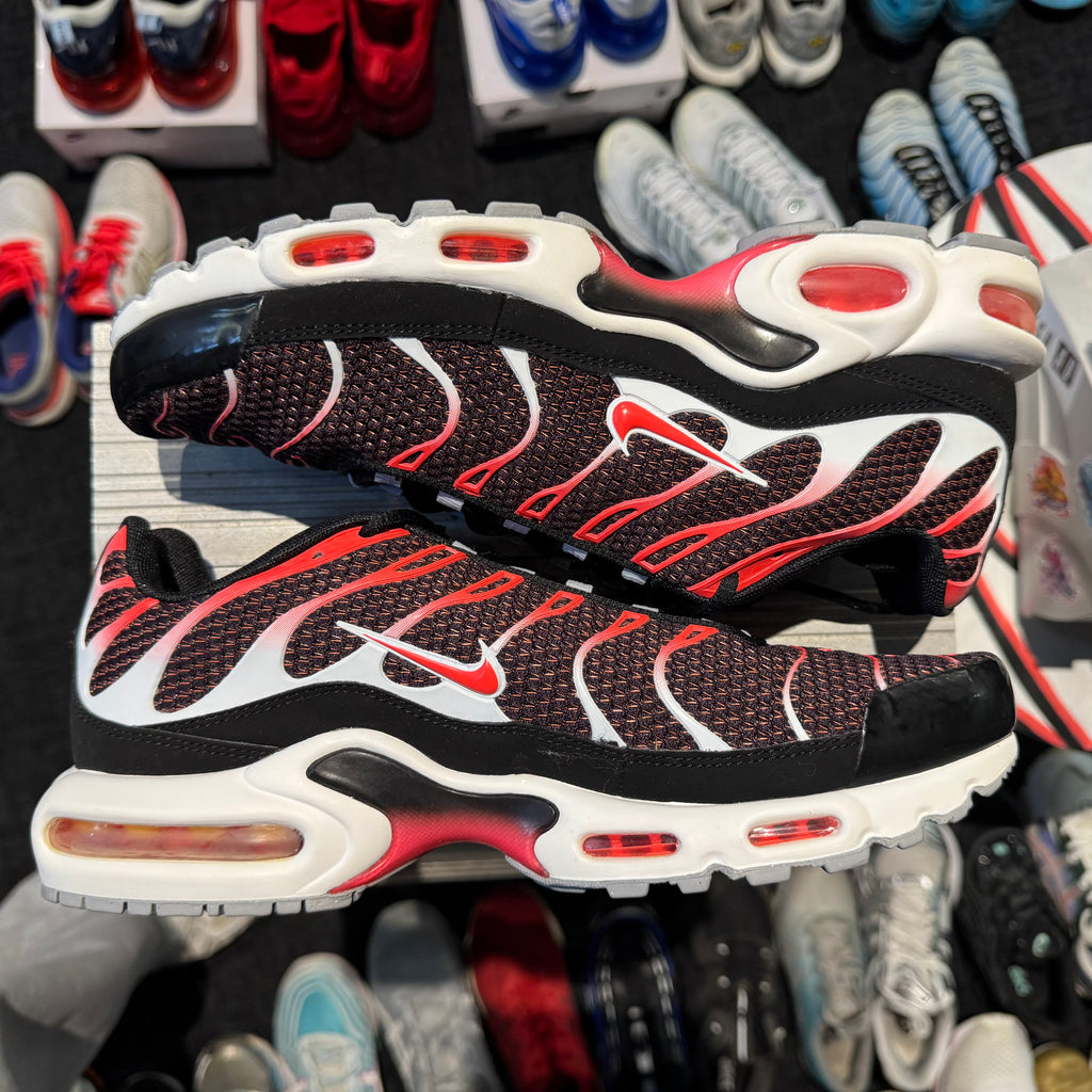 Nike Air Max Plus TN 'Hot Lava' (Brand New)