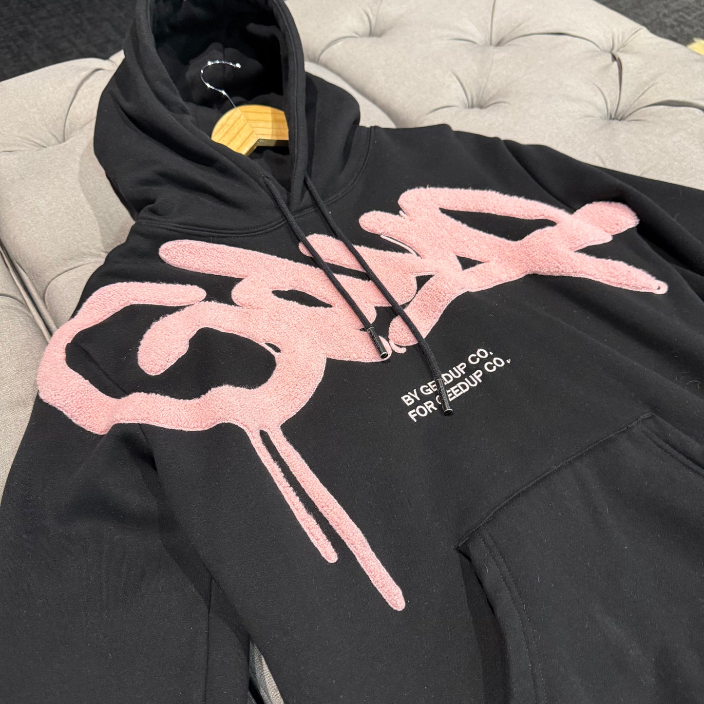Geedup Handstyle Hoodie 'Black Pink' (Second hand)