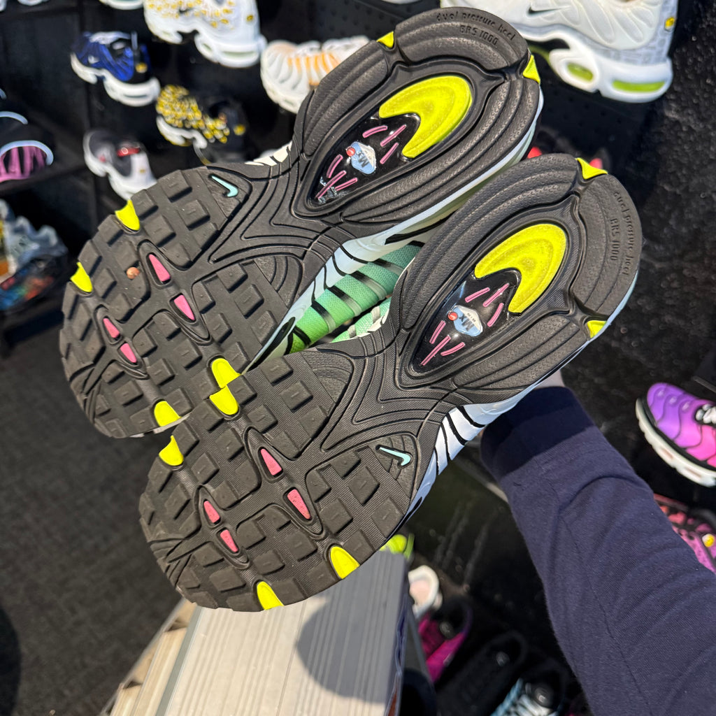 Nike Airmax Plus Tailwind 'Aurora Green' (Second hand)