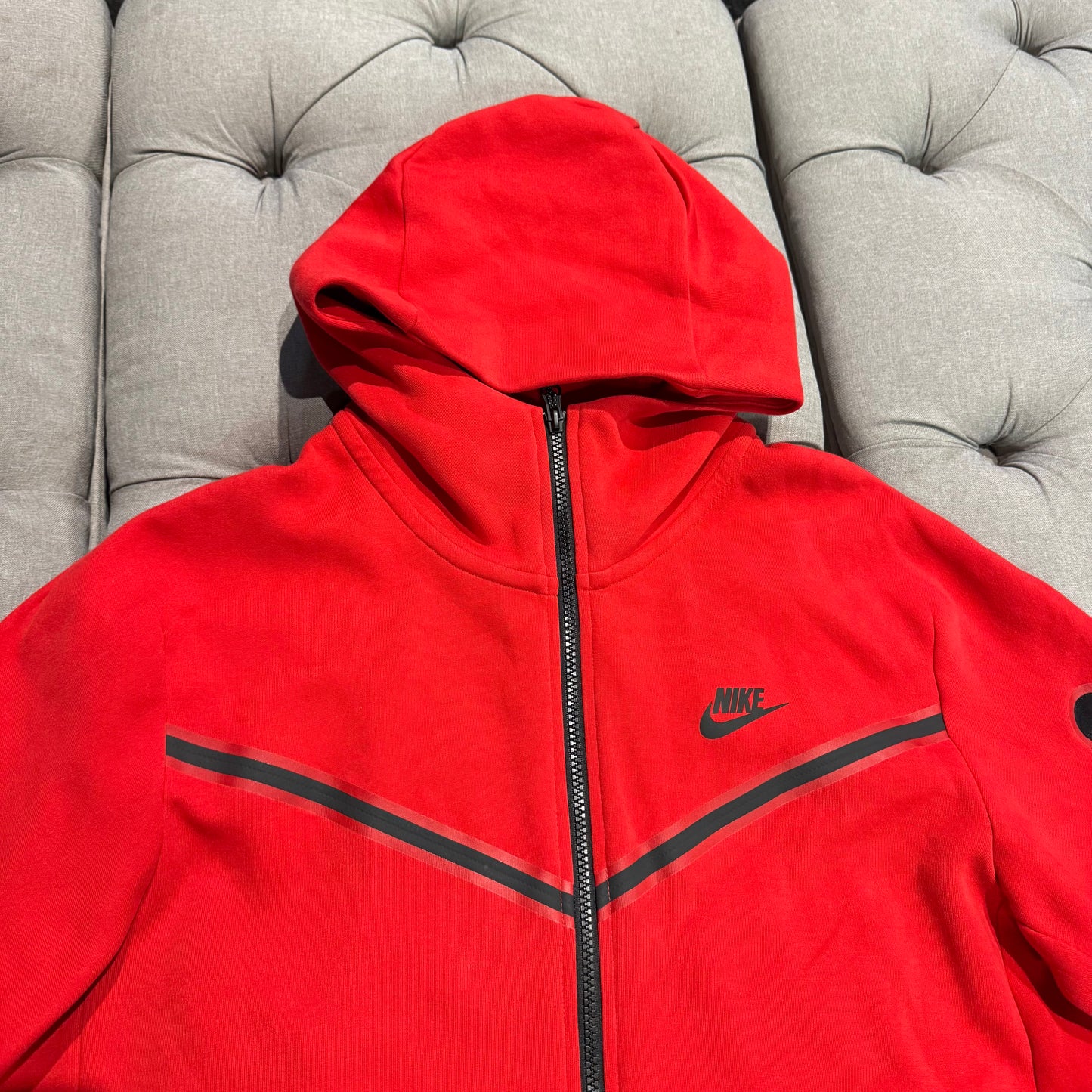 Nike Tech Fleece Jacket 'Red' (Second hand)