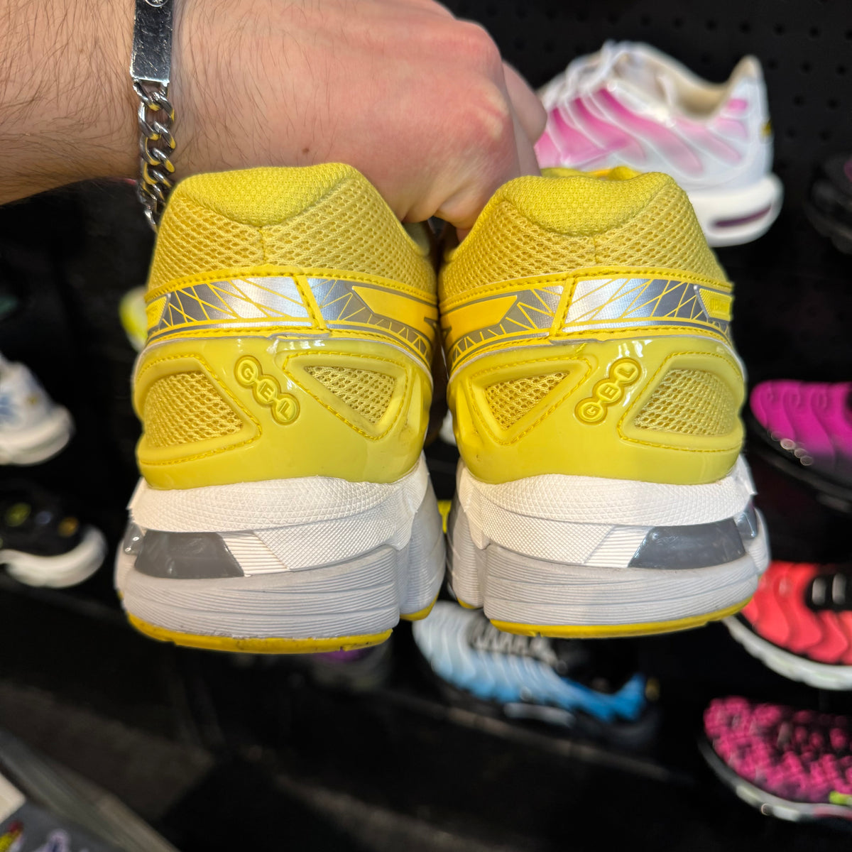 Asics Gel Kayano 20 'Banana Cream Chrome Yellow' (Second hand)