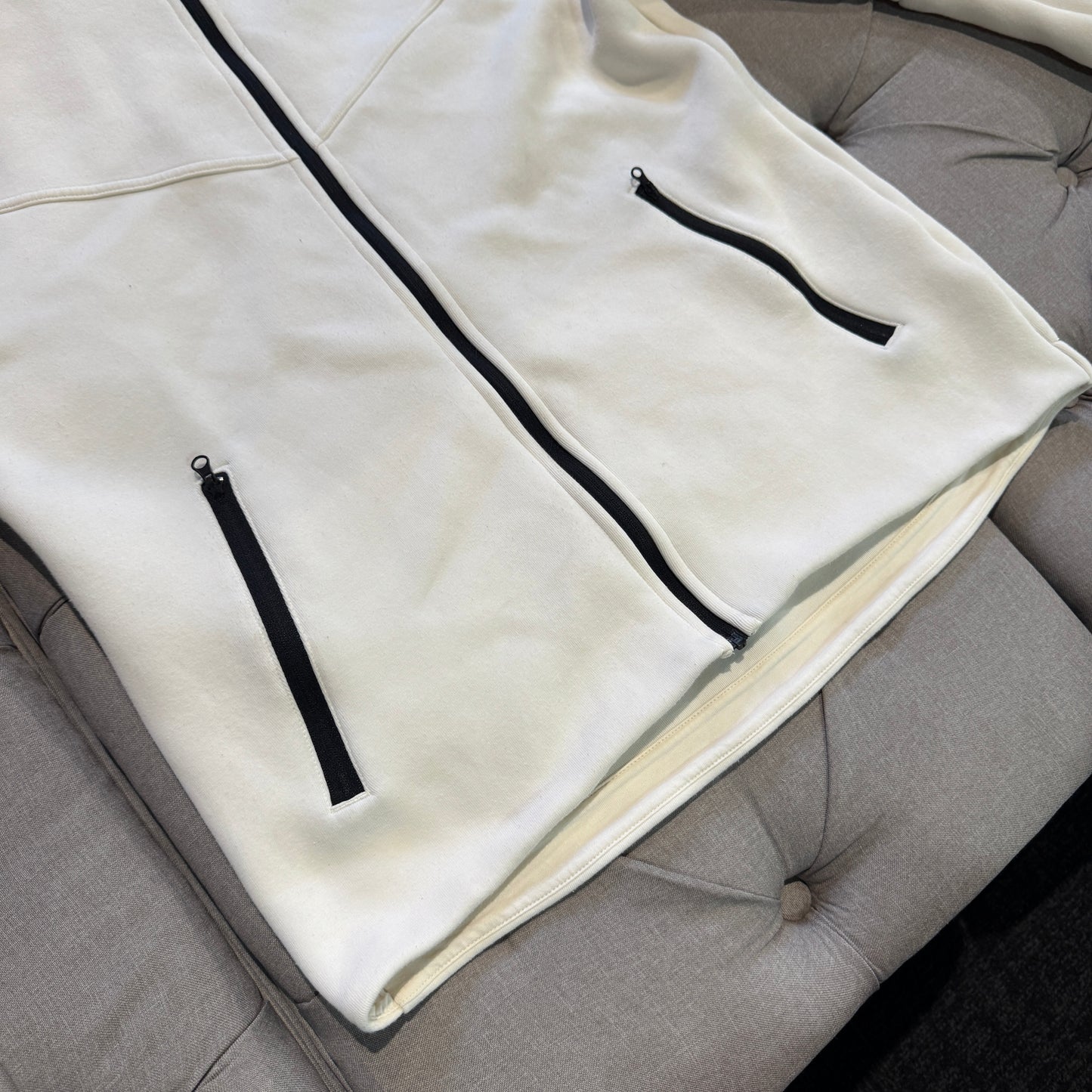 Nike Tech Fleece Jacket 'Cream' (Second hand)