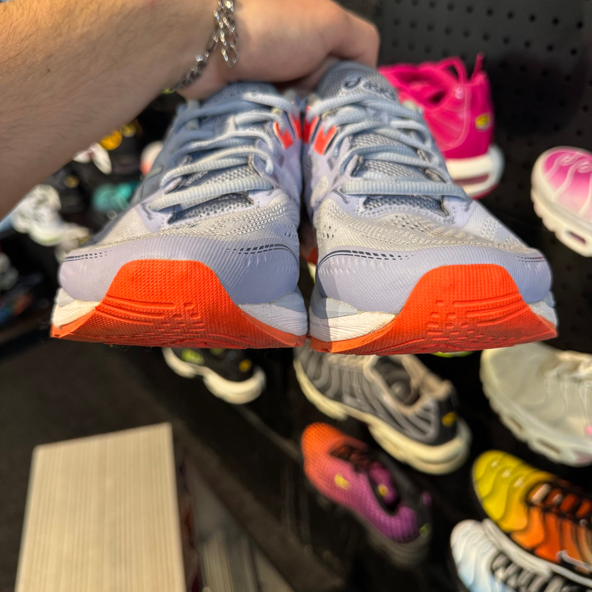 Asics Gel GT-2000 7 'Soft Blue Salmon' (Second hand)