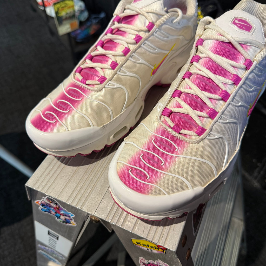 Nike Air Max Plus TN 'Lotus White Pink Fire' (Second hand)