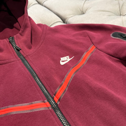 Nike Tech Fleece Jacket 'Burgandy Black' (Second hand)