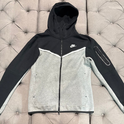 Nike Tech Fleece Jacket 'Grey Black' (Second hand)