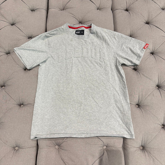 Geedup Embossed Logo T-shirt 'Grey' (Second hand)