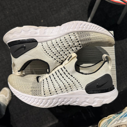 Nike Phantom React 'White Black' (Second hand)