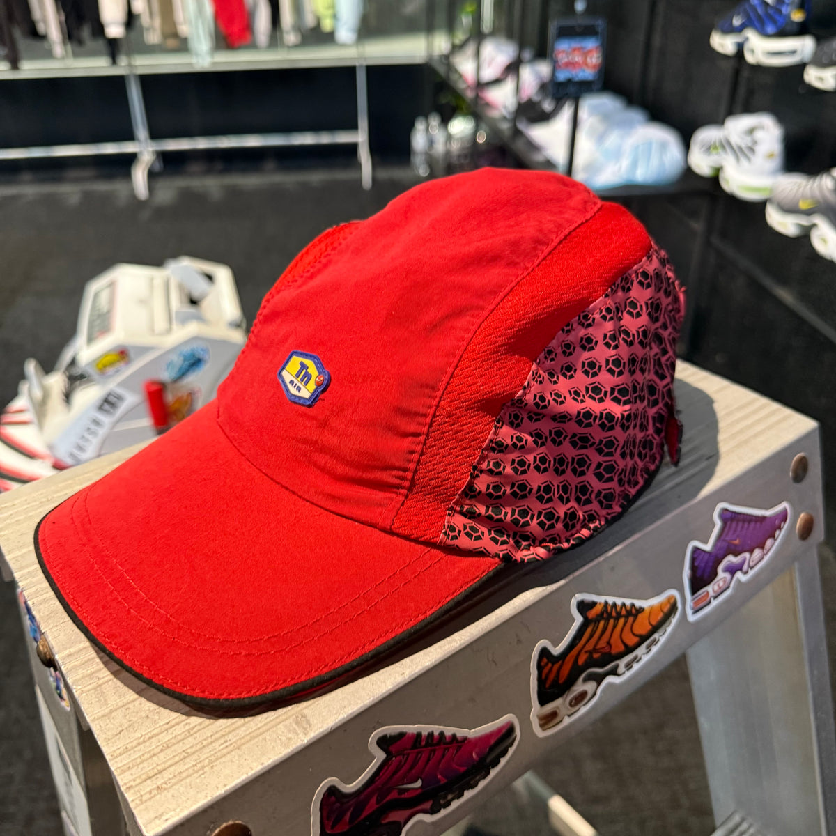 Nike Tri Panel Hexagon Gradient TN Cap 'Red Dusty Pink' 2003 (Second Hand)