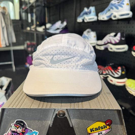 Nike Dri-FIT ADV Club Swoosh Cap 'White' (Second Hand)