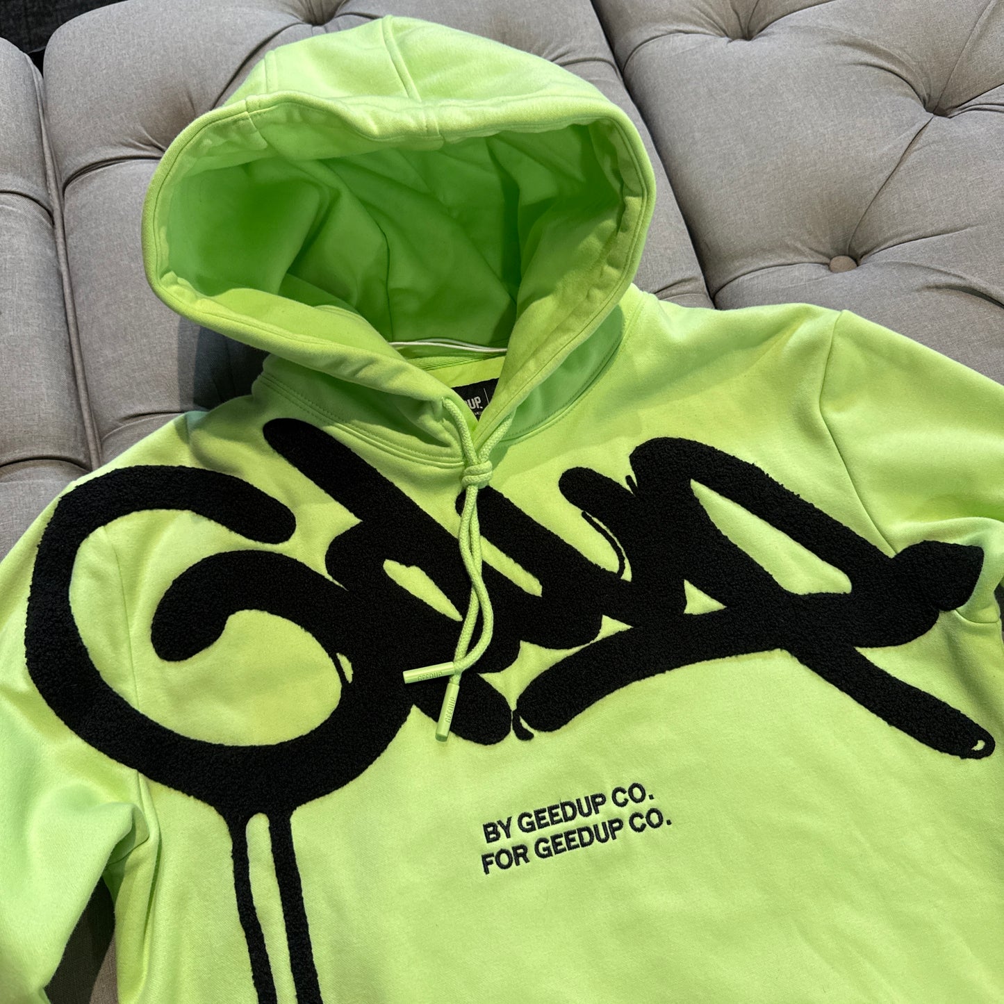 Geedup Handstyle Hoodie 'Pastel Green Black' (Second hand)